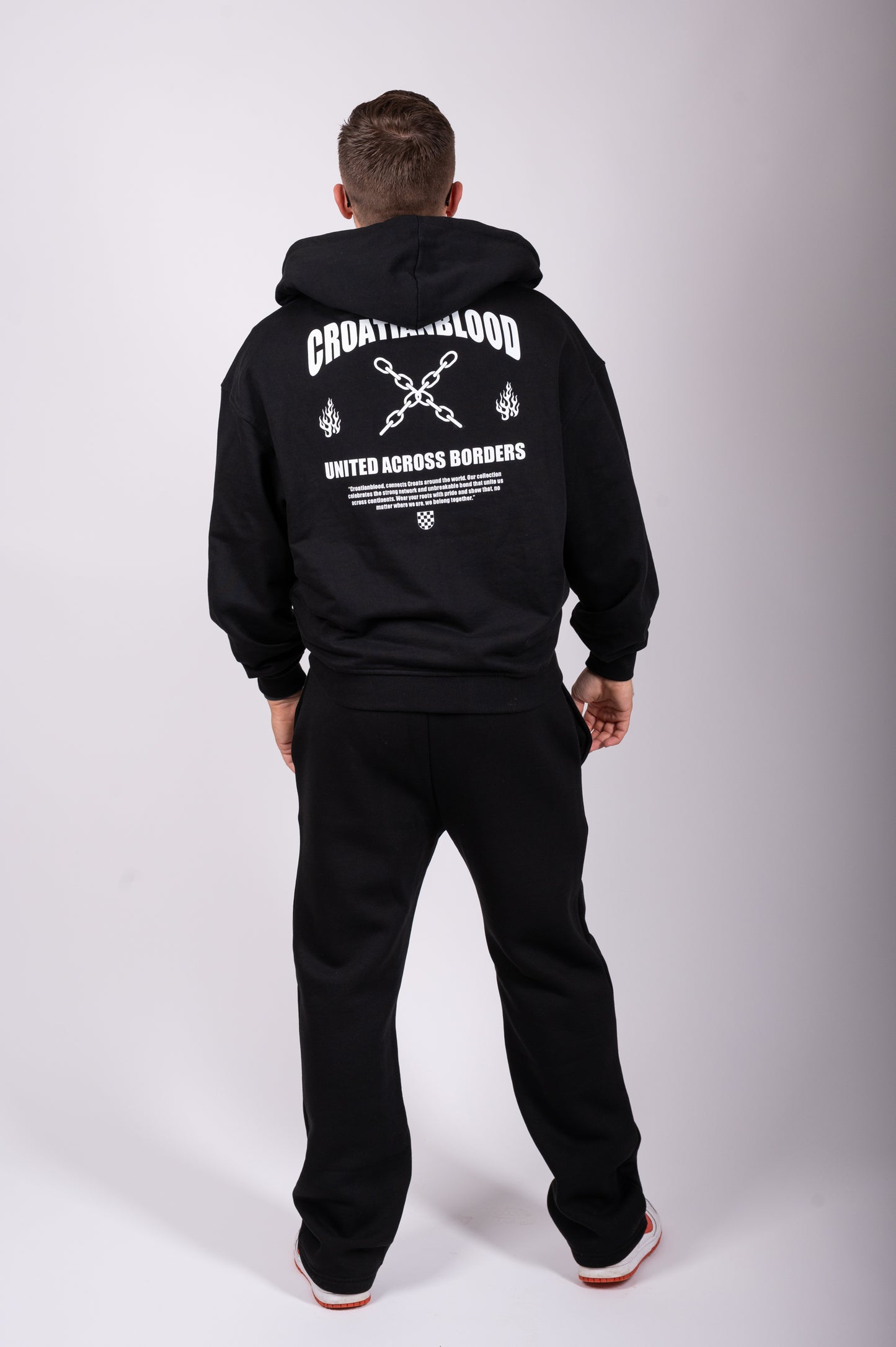 "Croatianblood by Ekipa" - Premium Oversized Sweatpants