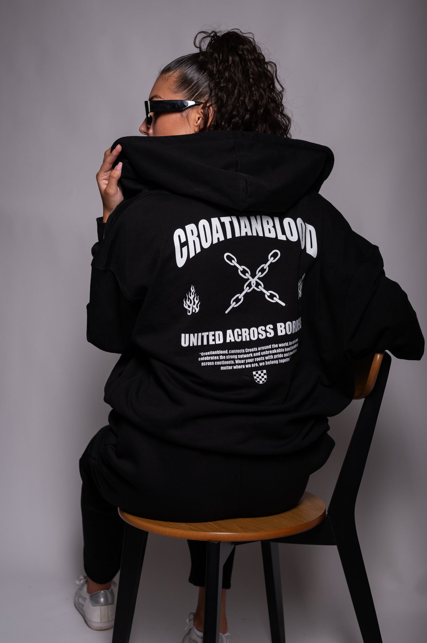 "Croatianblood by EKIPA" - Oversized Zipper Hoodie