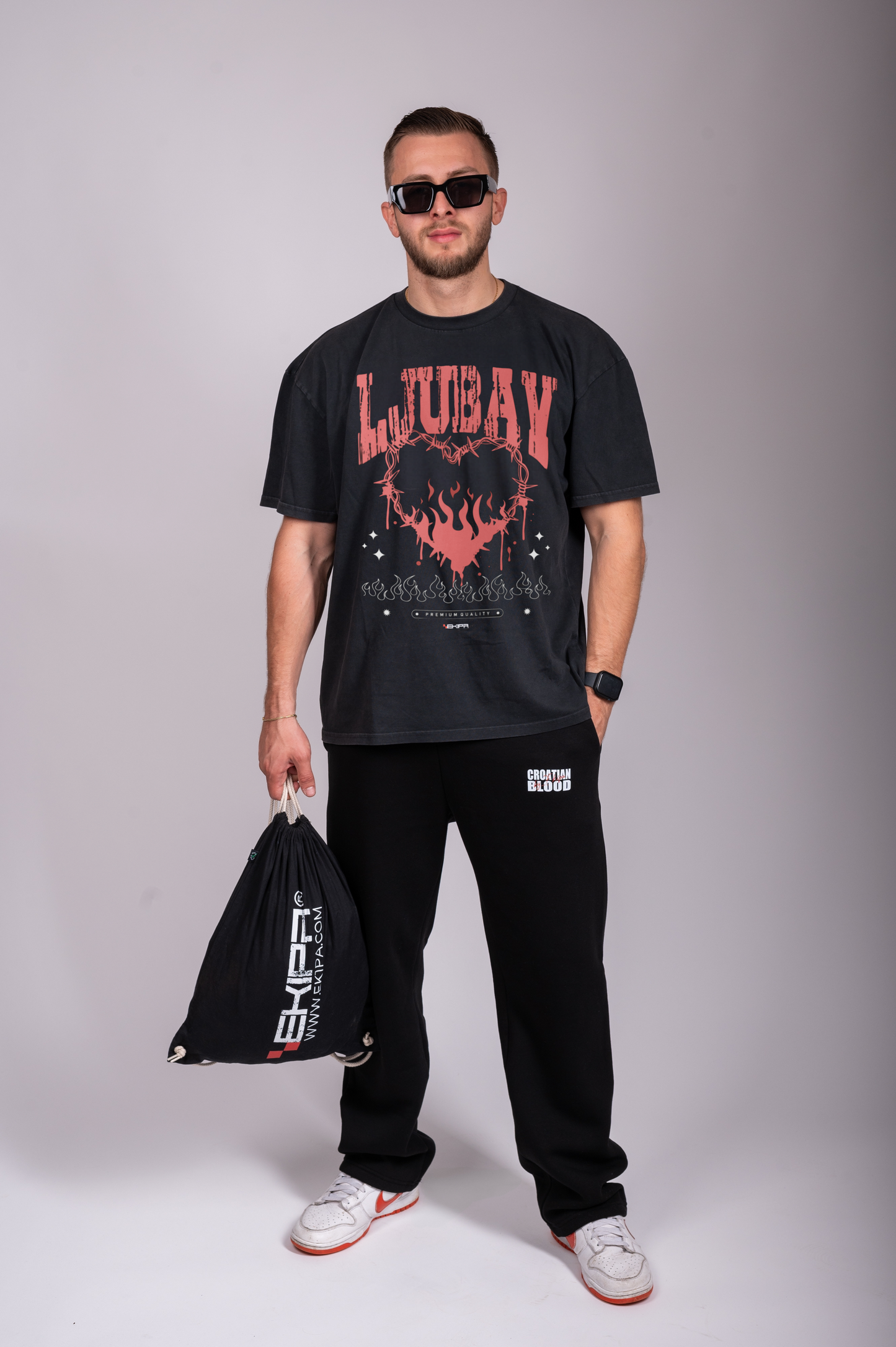 "Ljubav/dark" Premium Oversized Shirt